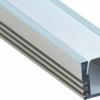 Профиль алюминиевый накладной серебро CAB261