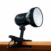 Светильник настольный ESB 9W 230V Е27 черный c лампой DE1600