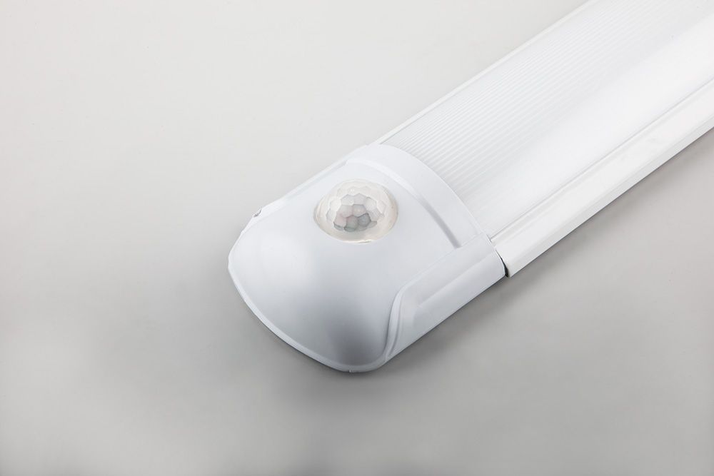 Светильник светодиодный линейный с ИК-датчиком Feron AL5059 IP20 32W 6500K 1192*75*34мм — изображение 3