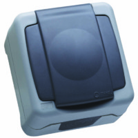 Розетка 1-м ОП 16А IP55 с/з с крышкой сер. Makel 36064099