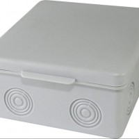 Коробка КМЭР ОП 80х80х50мм квадратная белая без г.в. 7вх. IP54 Урал Пак КО-52117080-100