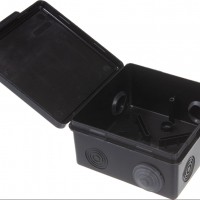 Коробка КМЭР ОП 100x100x50мм квадратная чёрная с г.в. 8вх. IP54 Урал Пак КО-53010100-018