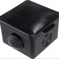 Коробка КМЭР ОП 65x65x50мм квадратная чёрная с крышкой с г.в. 4вх. IP54 Урал Пак КО-51010065-045