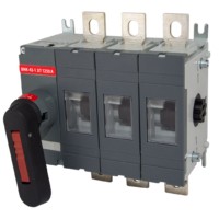 Рубильник ВНК-43-1 3П 1250А с установленной фронтальной ручкой управления TDM