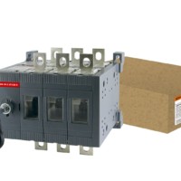 Рубильник ВНК-39-2 3П 630А реверсивный с выносной фронтальной ручкой и переходником 185 мм TDM