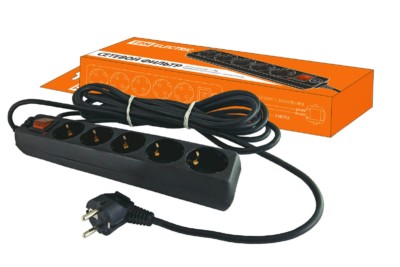 Удлинитель сетевой с фильтром СФ-05В с выкл. 5-м 3м с/з ПВС 3х1мм2 16А/250В черный TDM