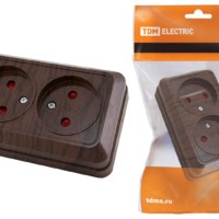 Розетка двойная 2П открытой установки с з/ш IP20 10А, бук “Ладога” TDM