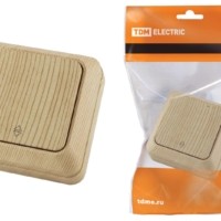 Переключатель на 2 направления 1-кл. открытой установки IP20 10А, сосна “Ладога” TDM