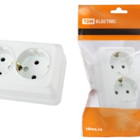 Розетка двойная 2П+3 открытой установки IP20 16А 250В (керамика) белая “Ладога” TDM