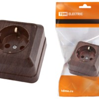 Розетка 2П+3 открытой установки IP20 16А 250В (керамика) бук “Ладога” TDM