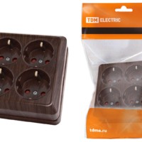 Розетка четырехместная 2П+3 открытой установки IP20 16A с защитными шторками бук “Ладога” TDM