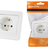 Розетка 2П+З 16А белая “Валдай” TDM