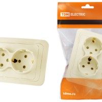 Розетка двойная 2П+З 16А c защитными шторками сл. кость “Валдай” TDM
