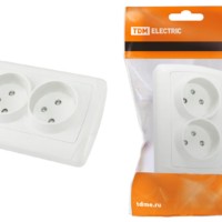 Розетка двойная 2П 10А 250В с защ. шт. белая “Онега” TDM