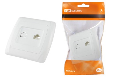 Розетка ПК RJ45 белая “Онега” TDM