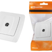 Розетка телевизионная простая (0-2400МГц, “мама”) белая “Онега” TDM