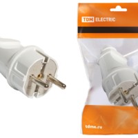 Вилка прямая с/з белая 16А 250В TDM