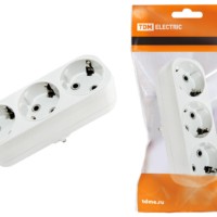 Блок на 3 гнезда 2П+З плоский 16А 250B TDM