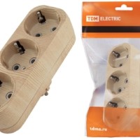 Блок на 3 гнезда 2П+З плоский 16А 250B “Эко” (сосна) TDM