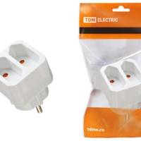 Блок на 2 гнезда 2П 2,5 А 250 B под плоскую вилку белый TDM