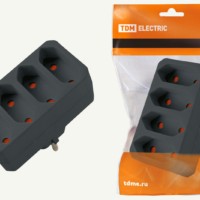 Блок на 4 гнезда 2П 2,5 А 250 B под плоскую вилку черный TDM