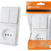 Блок комбинированный БКВР 2-х кл. выкл + розетка 2П с з/ш TDM