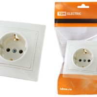 Розетка 2П+З 16А 250В белая “Таймыр” TDM