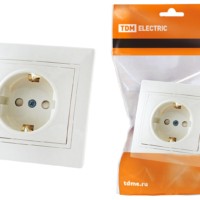 Розетка 2П+З с защ. шт. 16А 250В белая “Таймыр” TDM