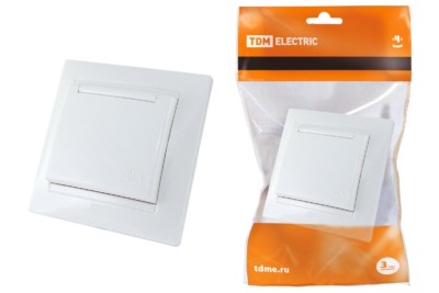 Розетка 2П+З 16А 250В IP44 с защ. шт. с крышкой белая “Лама” TDM