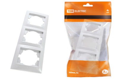 Рамка 3-х постовая горизонтальная белая “Лама” TDM