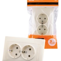 Розетка двойная 2П+З 16А 250В сл. кость “Лама” TDM