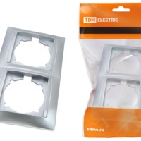 Рамка 2-х постовая вертикальная серебр. металлик “Лама” TDM