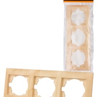 Рамка 3-х постовая горизонтальная сосна “Лама” TDM