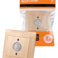 Выключатель с датчиком движения 1А сосна Лама TDM