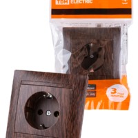 Розетка 2П+З 16А 250В венге “Лама” TDM