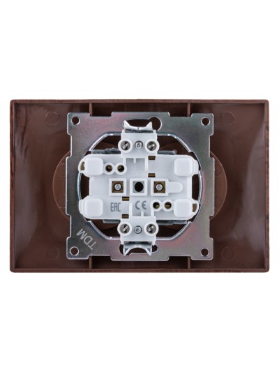 Розетка двойная 2П 10А 250В венге "Лама" TDM — изображение 4