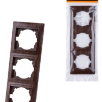 Рамка 3-х постовая вертикальная венге “Лама” TDM