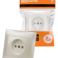 Розетка 2П 10А 250В с защитными шторками перламутр “Лама” TDM