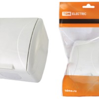 Розетка 2П+З открытой установки IP54 16А с крышкой белая “Селигер” TDM