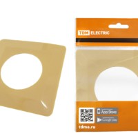 Одноместная защитная рамка для выключателей или розеток для защиты обоев 130х130 мм, сл. кость TDM