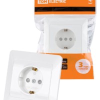 Розетка 2П+З с защ. шт. 16А 250В белая “Ильмень” TDM