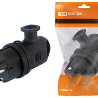 Вилка угловая с ушком каучук 2Р+РЕ 16А 250В IP44 TDM