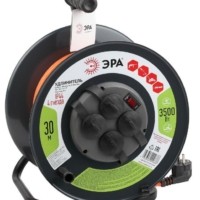 Удлинитель силовой ЭРА RMx-4es-3×1.5-30m-IP44 на металлической катушке с/з 4-м 30м ПВС 3х1.5мм2