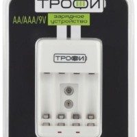 Устройство зарядное TR-120 (4хAA/4хAAA/1х9В”Крона”) Трофи C0031279