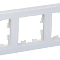 Рамка 3-м BRITE РУ-3-2-БрБ стекло бел. IEK BR-M32-G-K01
