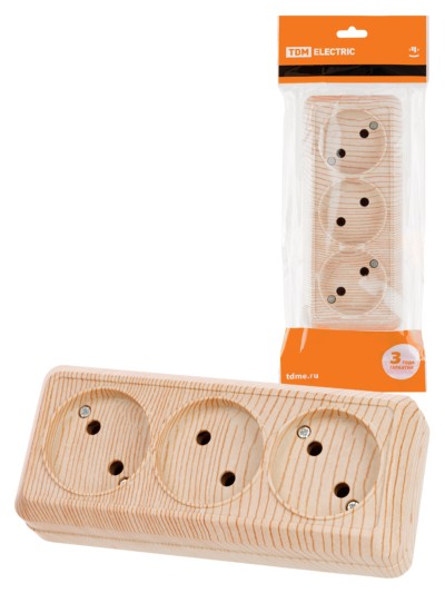 Розетка 3-х местная горизонтальная 2П открытой установки IP20 10A сосна “Ладога” TDM