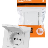 Розетка 2П+З 16А 250В IP44 с защ. шт. с крышкой белая “Сенеж” TDM