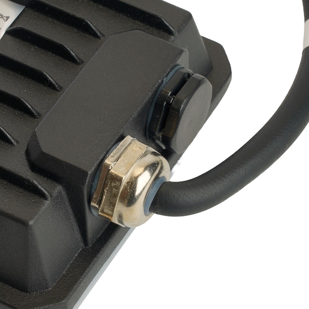 Светодиодный прожектор Feron LL-940 IP65 20W 6400K — изображение 5